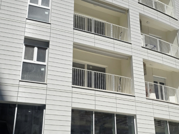 Apartment with Parking, Air Albania Stadium