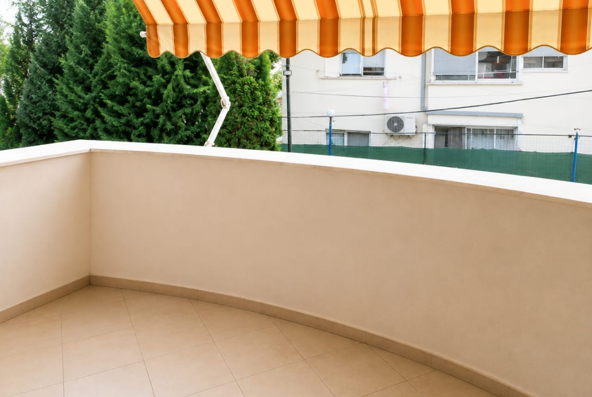 Furnished Apartment – Golem